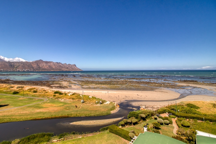 1 Bedroom Property for Sale in Greenways Golf Estate Western Cape